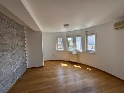 Save Kovačevića 20 | 4zida.rs