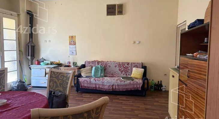 4-etažna kuća | 4zida