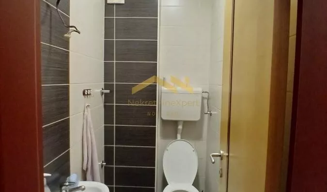 Četvoroiposoban stan | 4zida