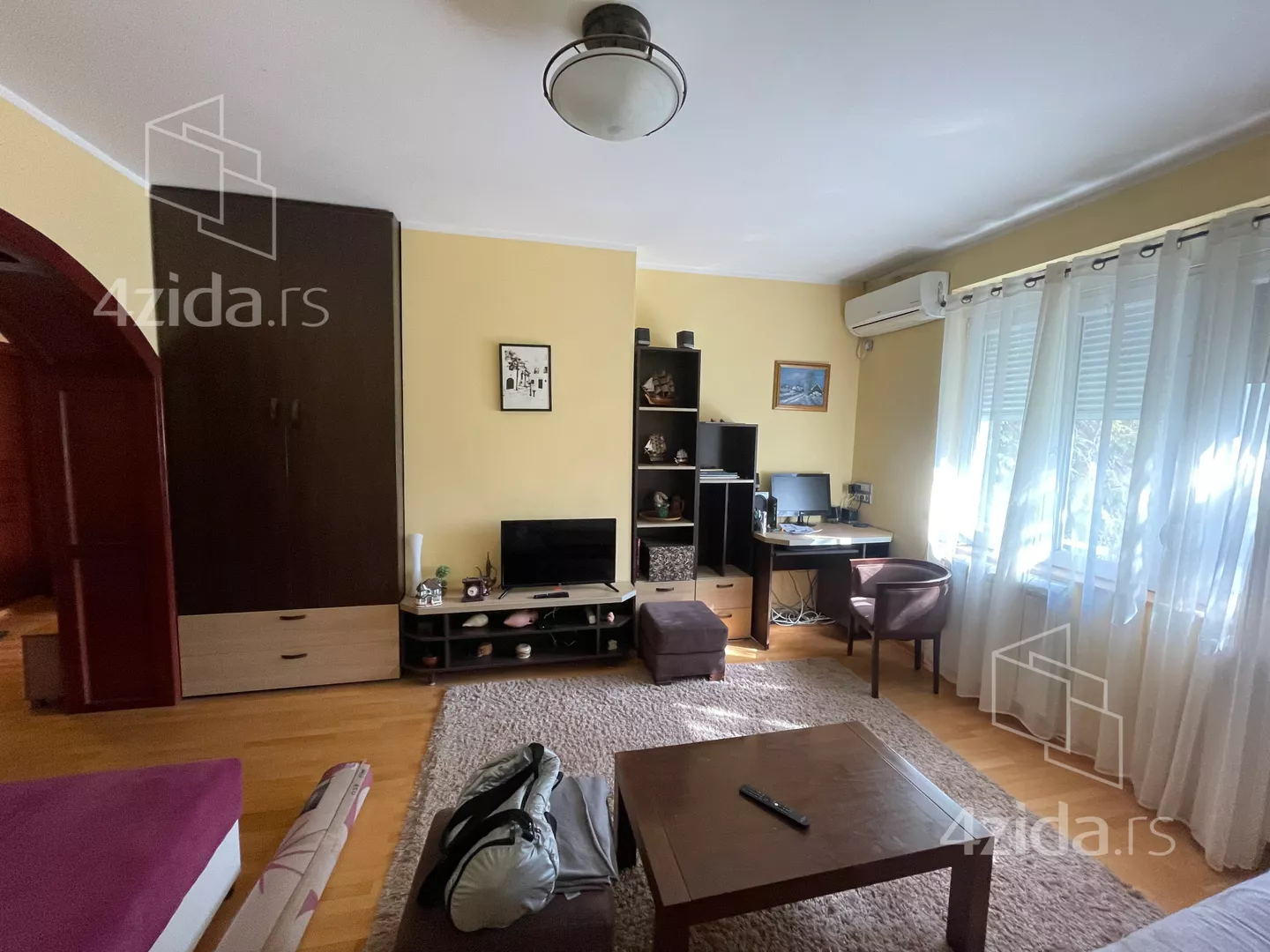 Dvoiposoban stan | 4zida