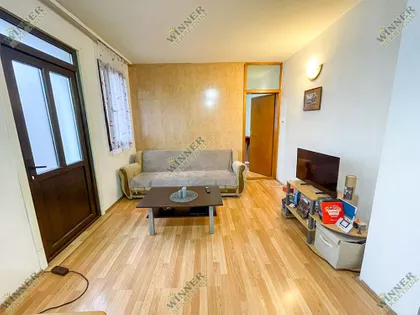 Milana Uzelca | 4zida.rs