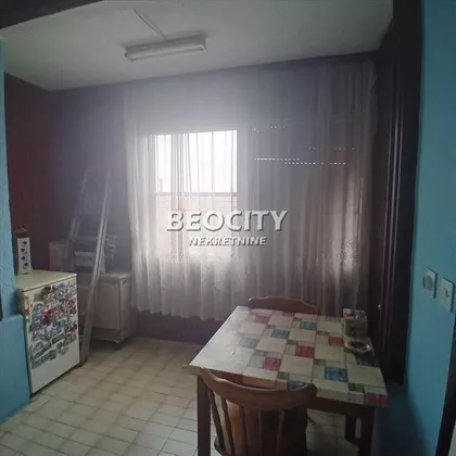 Karađorđeva | 4zida.rs