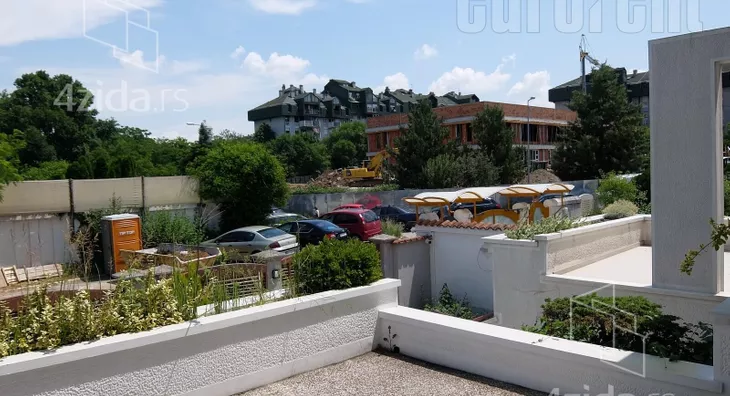 4-etažna kuća | 4zida