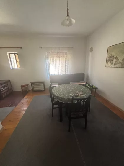 Parunovac | 4zida.rs