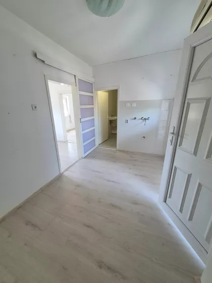 Podbara | 4zida.rs