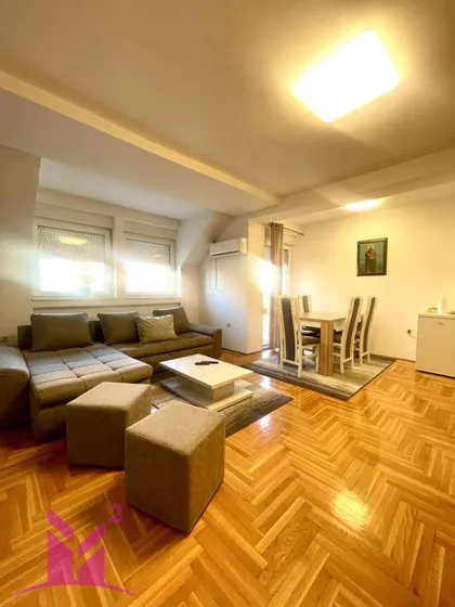 Bulevar Oslobođenja | 4zida.rs