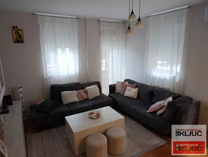 Bulevar Patrijarha Pavla (Somborski Bulevar) | 4zida.rs