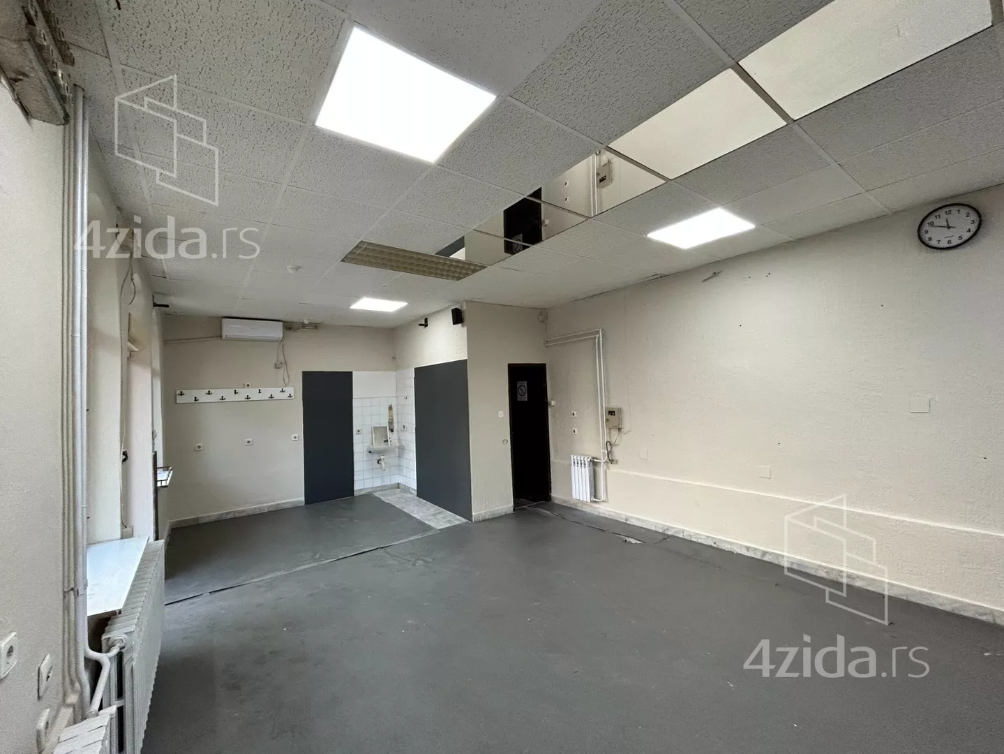Poslovni prostor | 4zida