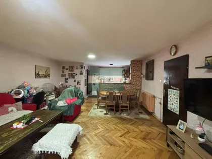 Gradske lokacije | 4zida.rs