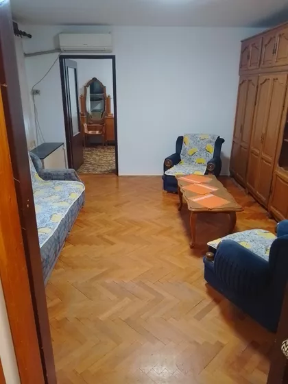 Pesnička 11 | 4zida.rs