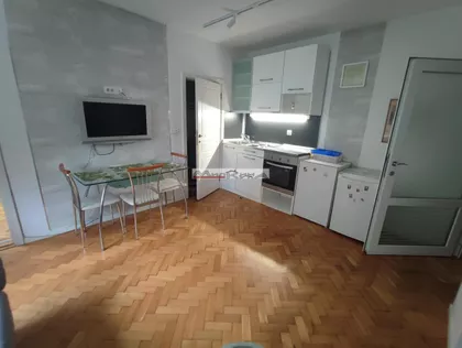 Klinički Centar | 4zida.rs