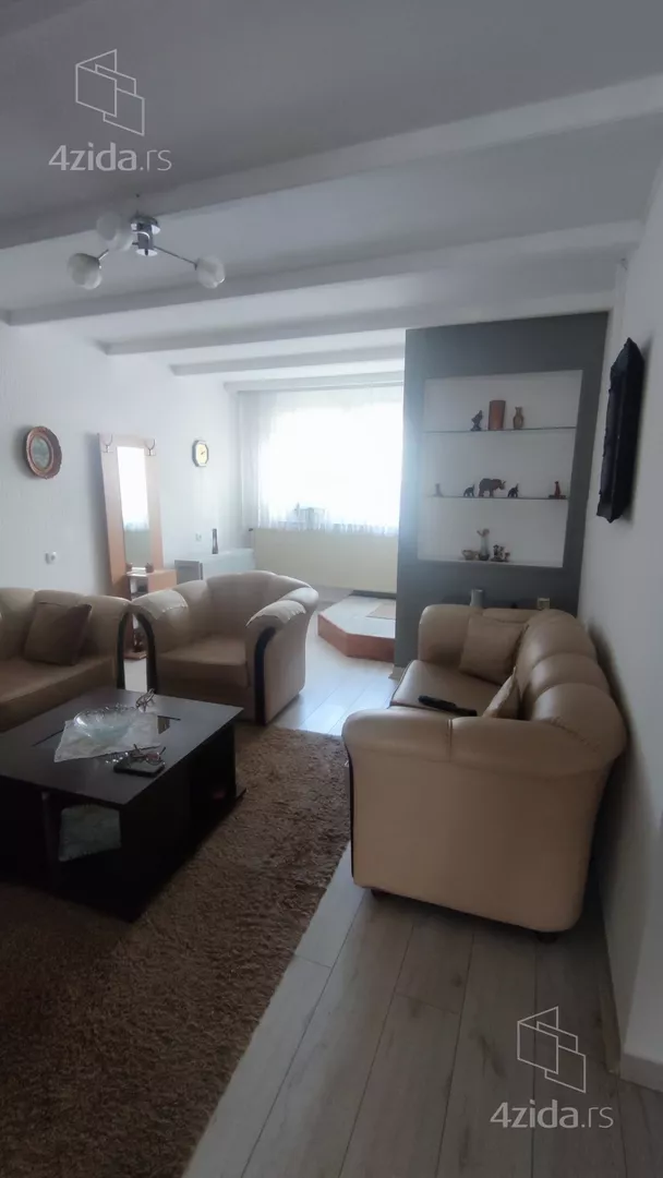 3-etažna kuća | 4zida