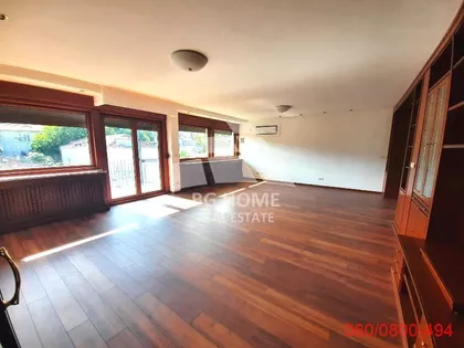 Senjačka | 4zida.rs