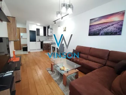 Lasla Gala | 4zida.rs