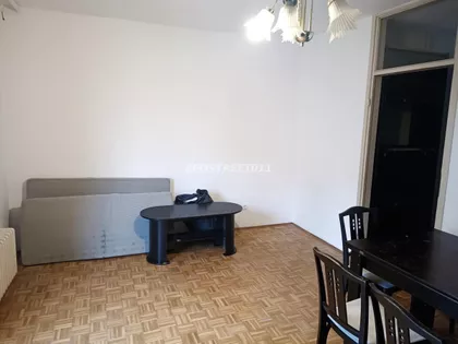 Crveni Krst Vračar | 4zida.rs