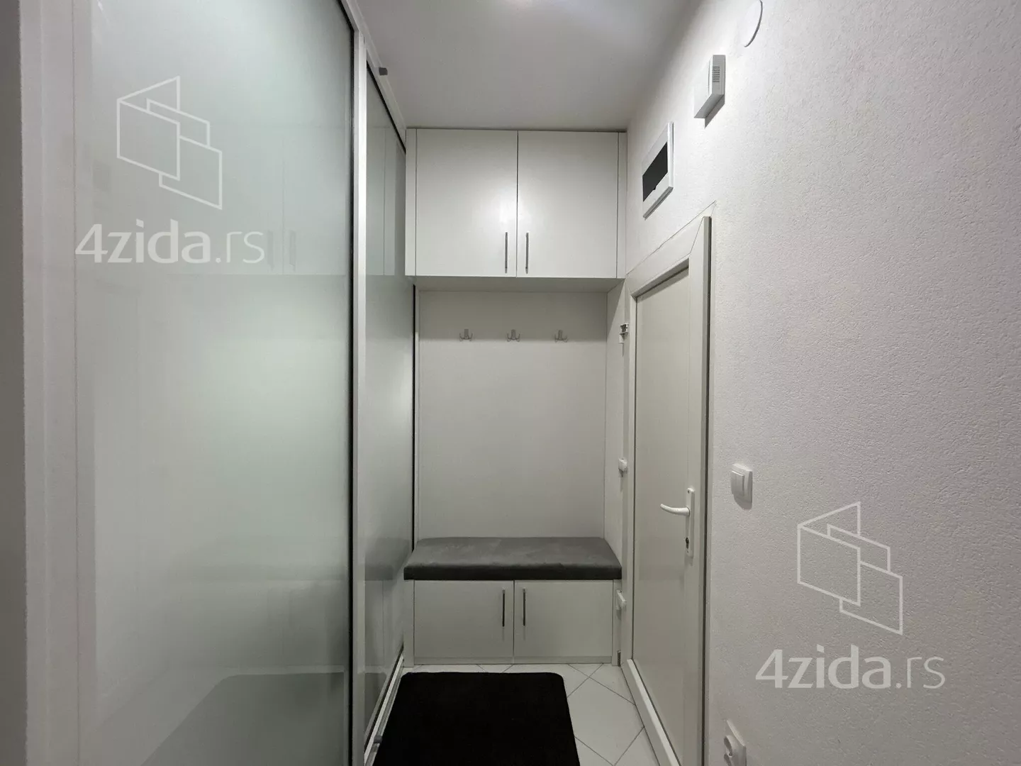 Garsonjera | 4zida