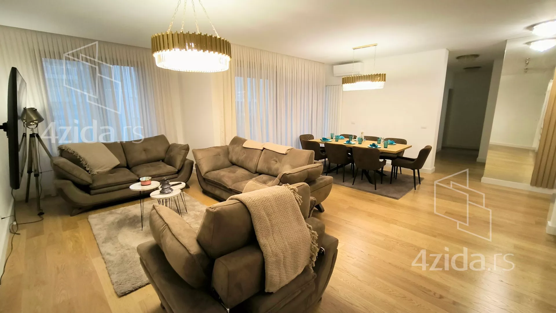 Trosoban stan | 4zida