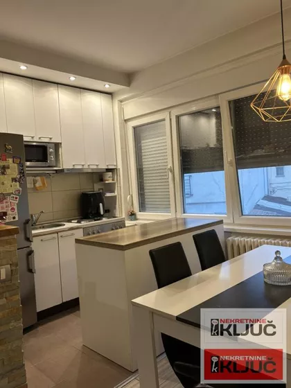 Bulevar Oslobođenja | 4zida.rs