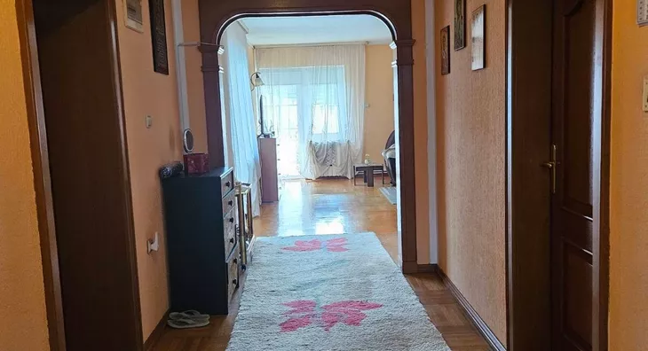 4-etažna kuća | 4zida