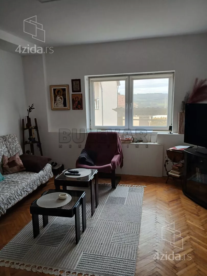 3-etažna kuća | 4zida