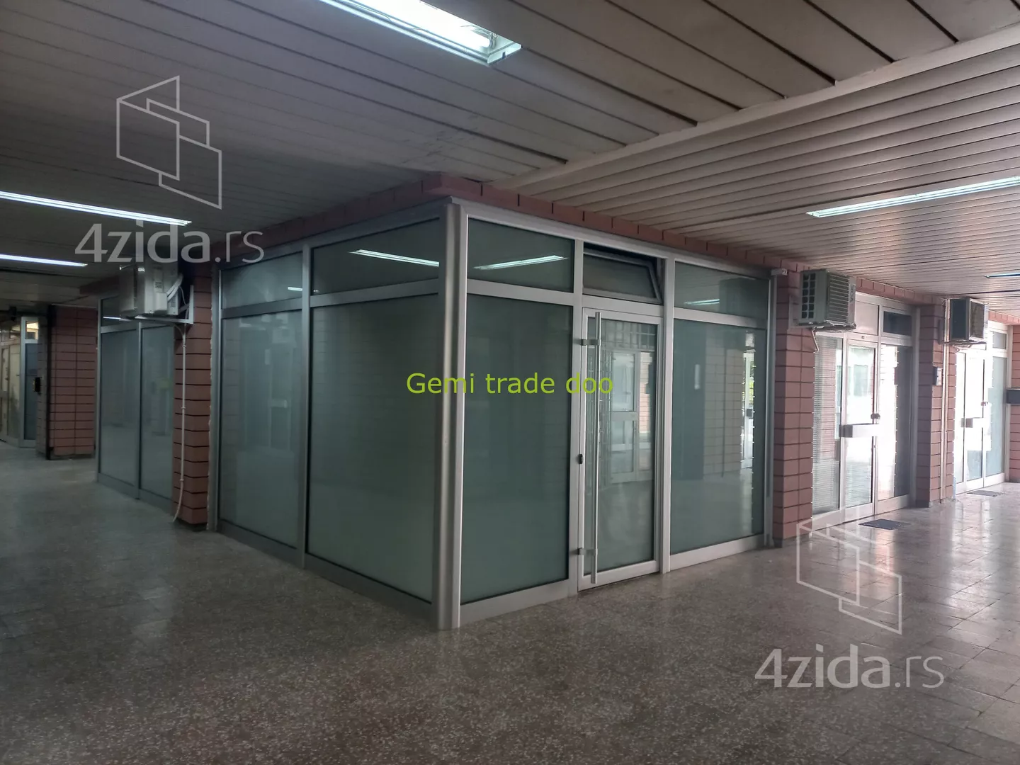 Poslovni prostor | 4zida