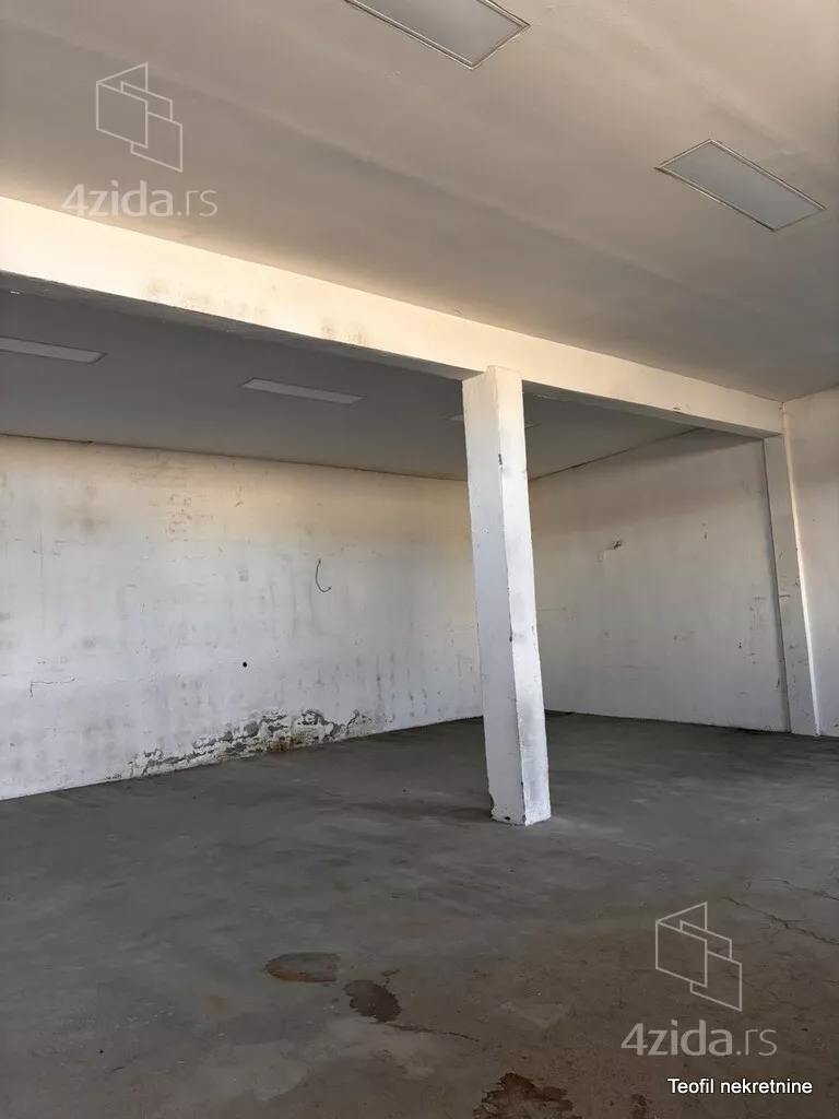 Poslovni prostor | 4zida