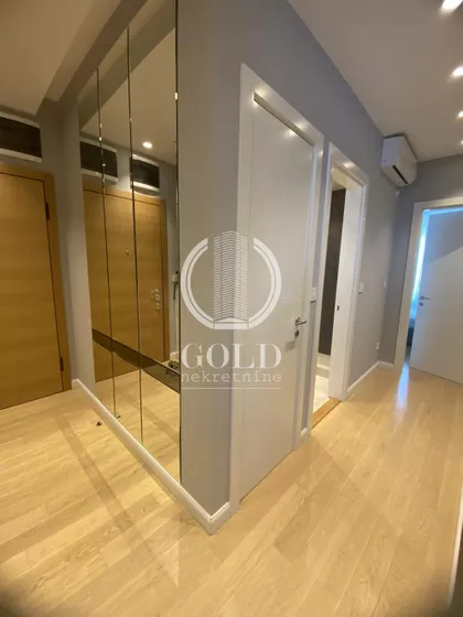 Trg galerija | 4zida.rs