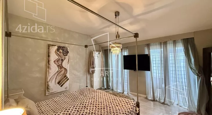 Petosoban stan | 4zida