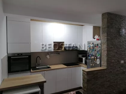 Cara Dušana | 4zida.rs