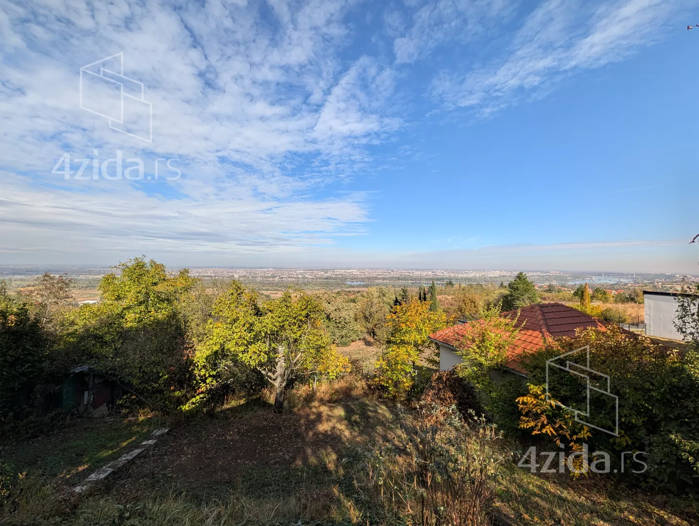 Grundstück · 2500 m² · Novi Sad