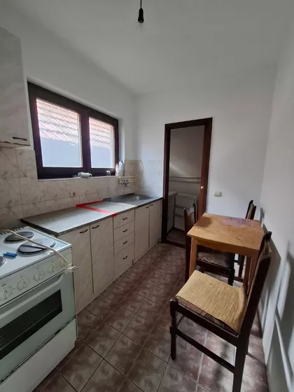 Veselina Nikolića 20/3 | 4zida.rs