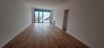 Autokomanda | 4zida.rs