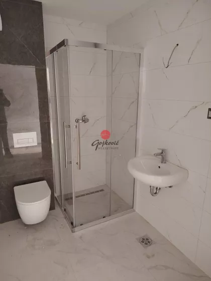 Vitezova Karađorđeve Zvezde | 4zida.rs