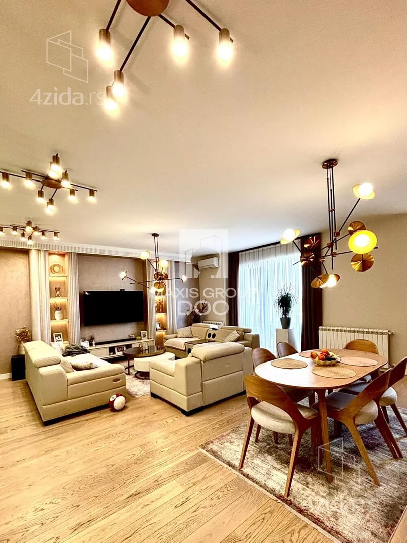 Četvorosoban stan | 4zida