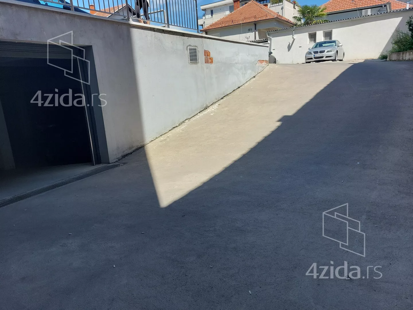 Garaža | 4zida