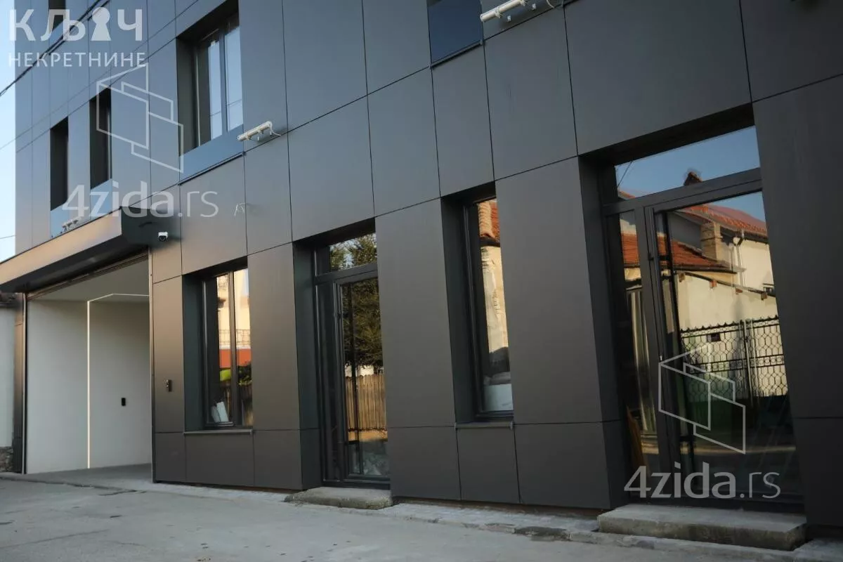 Poslovni prostor | 4zida