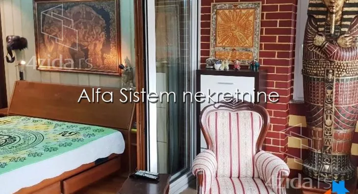 Petosoban stan | 4zida