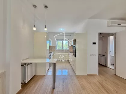 Diane Budisavljević | 4zida.rs