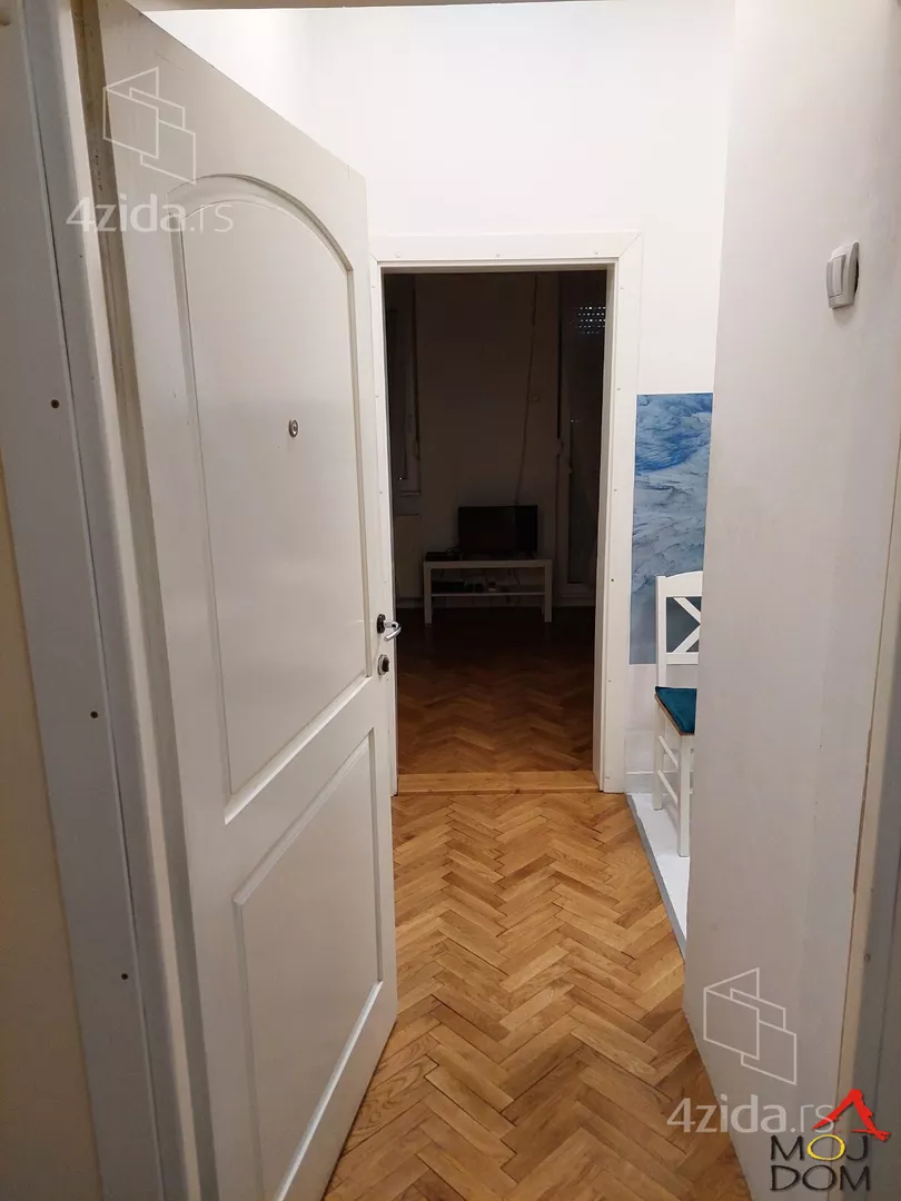 Garsonjera | 4zida