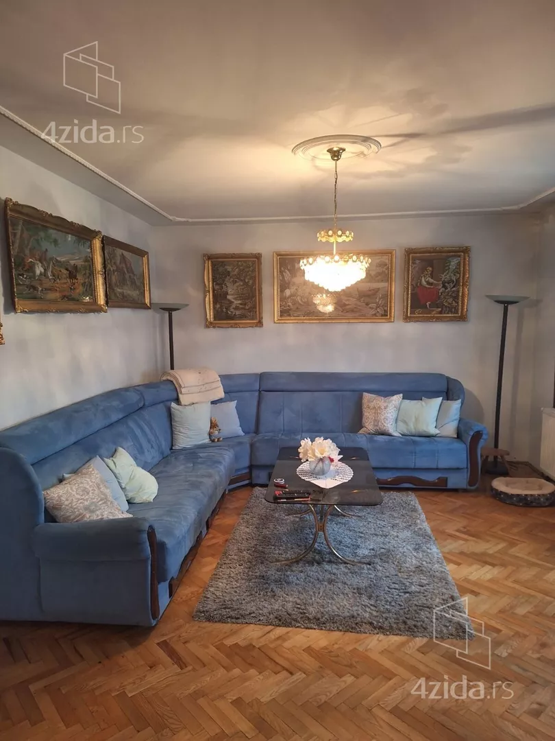 4-etažna kuća | 4zida