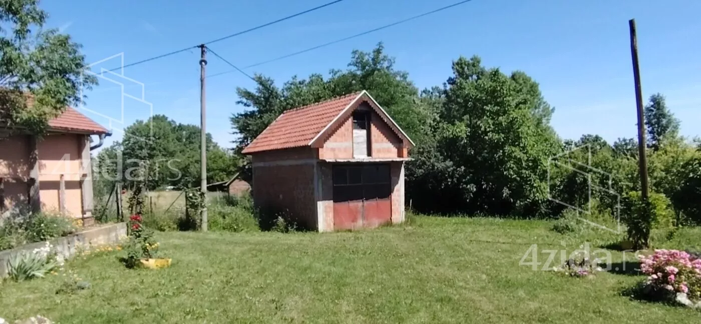 Građevinsko zemljište | 4zida