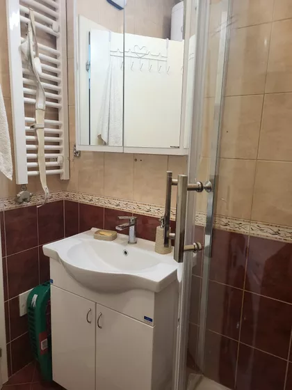 Braće Miladinov 6 | 4zida.rs