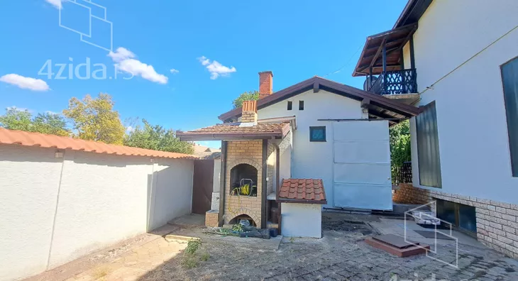 Kuća | 4zida