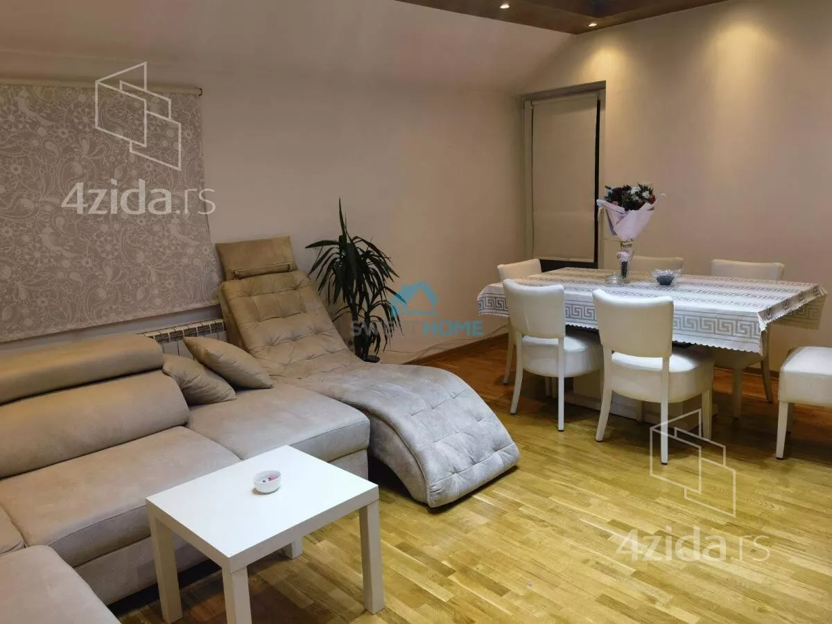 Troiposoban stan | 4zida