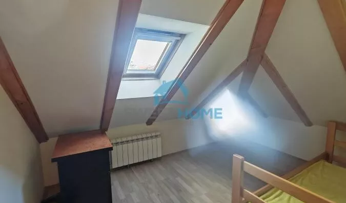 Četvoroiposoban stan | 4zida