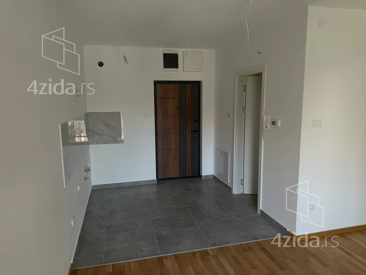 Garsonjera | 4zida