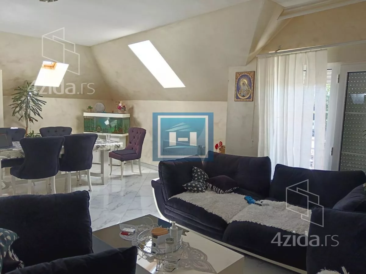 Kuća | 4zida