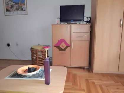 Bulevar Cara Lazara | 4zida.rs