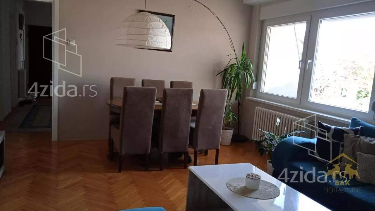 Četvorosoban stan | 4zida
