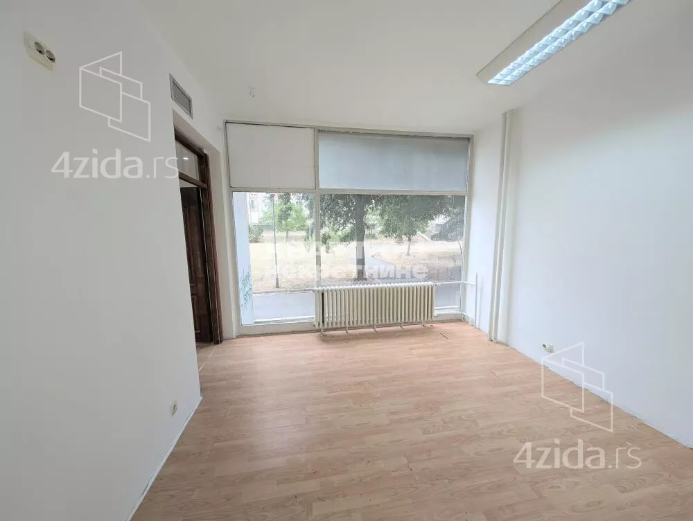 Lokal | 4zida